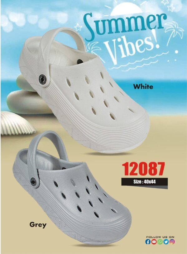 Ziplite Men Clog Sandal (12087)